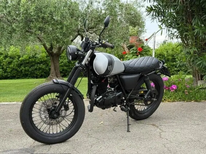 Mutt Motorcycles Mongrel 250 (2021 - 25) (11)