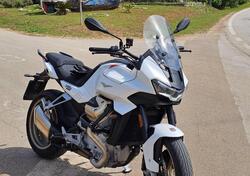 Moto Guzzi V100 Mandello (2022 - 24) usata