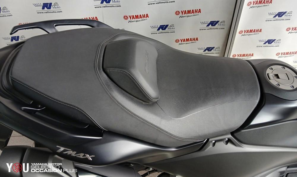 Yamaha T-Max 560 (2022 - 24) (3)