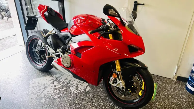 Ducati Panigale V4 S 1100 (2018 - 19)