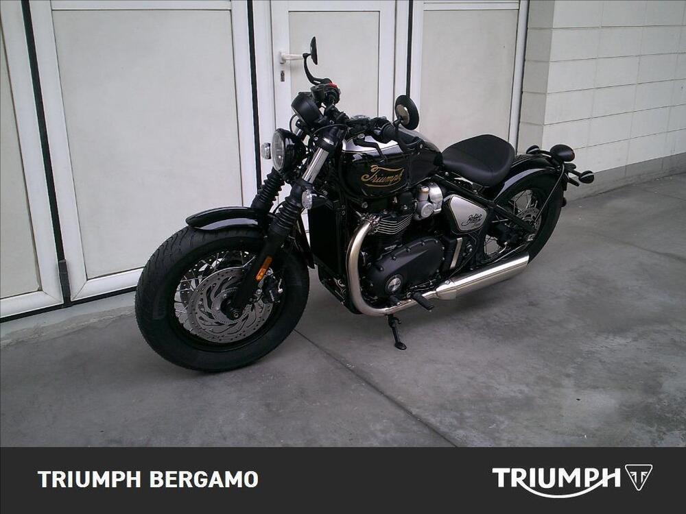 Triumph Bonneville Bobber 1200 Icon Edition (2025) (3)