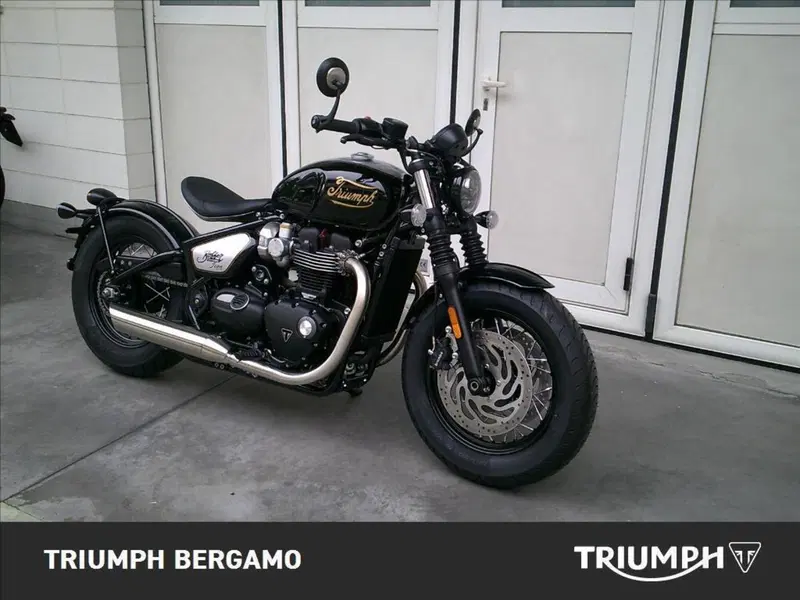 Triumph Bonneville Bobber 1200 Icon Edition (2025 - 26) (2)