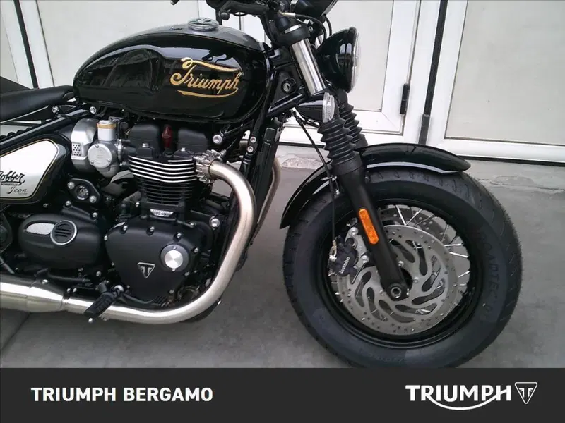 Triumph Bonneville Bobber 1200 Icon Edition (2025 - 26) (8)