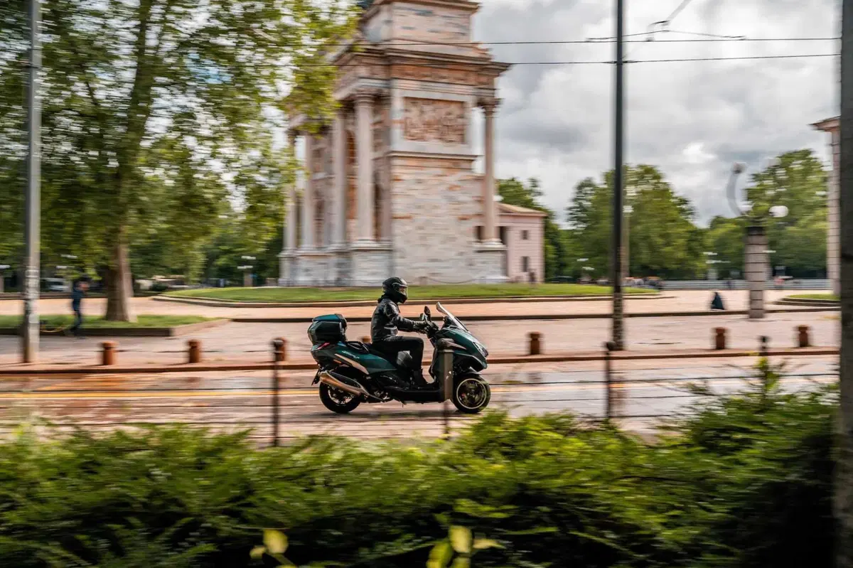 Peugeot Metropolis 400: gradito ritorno (5)