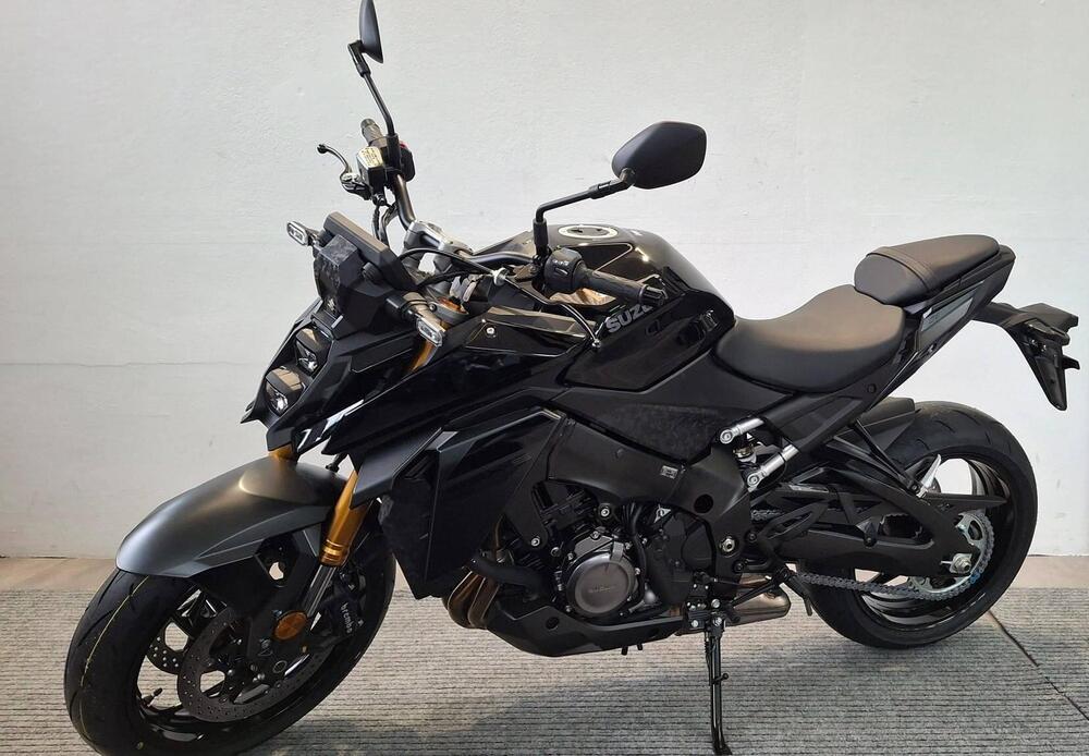 Suzuki GSX-S1000 EVO (2025) (2)