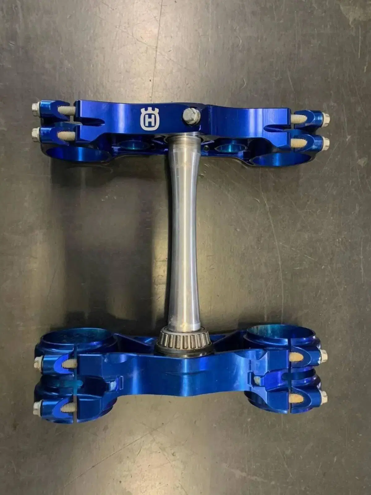 Piastre Forcella Husqvarna (2)
