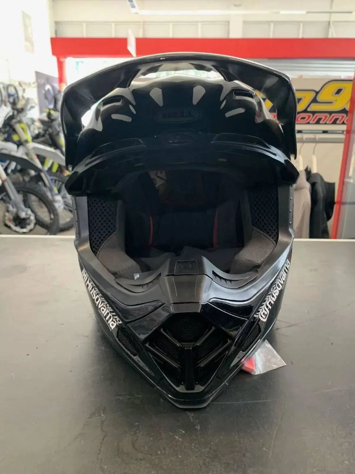 Casco Bell Moto9 MIPS Cod: 3HS210032303 TAGLIA M N (4)