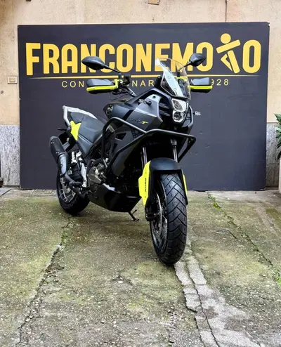 QJ Motor SVT 650 X (2025 - 26) nuova