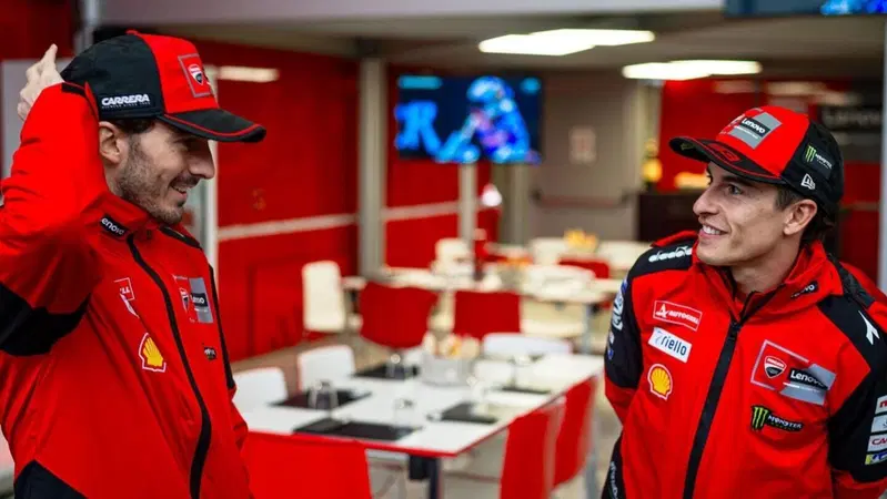 MotoGP 2025. GP del Regno Unito a Silverstone. Il venerd&igrave; con Zam e gli spettatori - DIRETTA 20,15 [VIDEO]