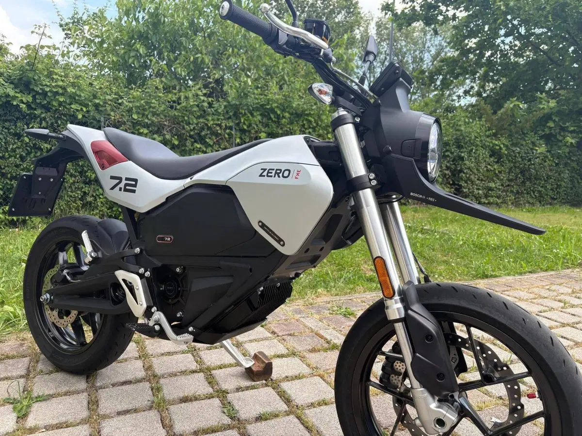 Zero FXE (2022 - 25) (8)
