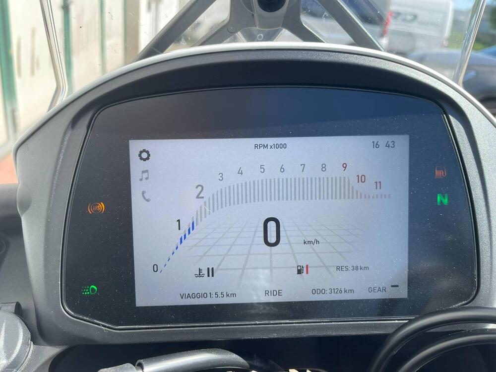 Moto Morini X-Cape 650 (2021 - 25) (2)