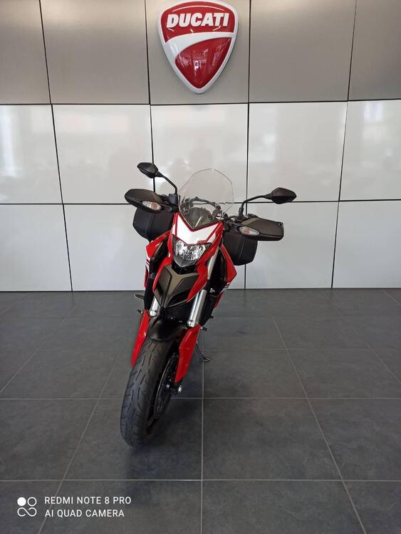 Ducati Hyperstrada 821 (2013 - 15) (4)