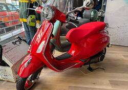 Vespa Primavera Elettrica 70 Red (2024 - 25) nuova