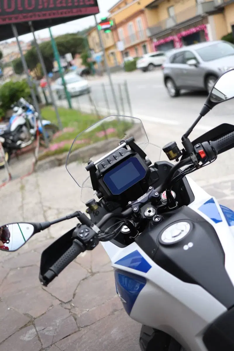 Moto Guzzi Stelvio Duecento Tributo (2025 - 26) (10)