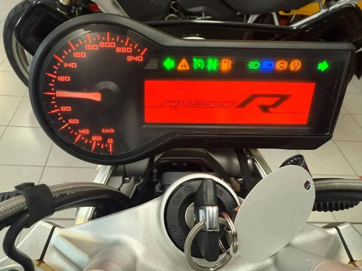 Bmw R 1200 R (2015 - 16) (20)