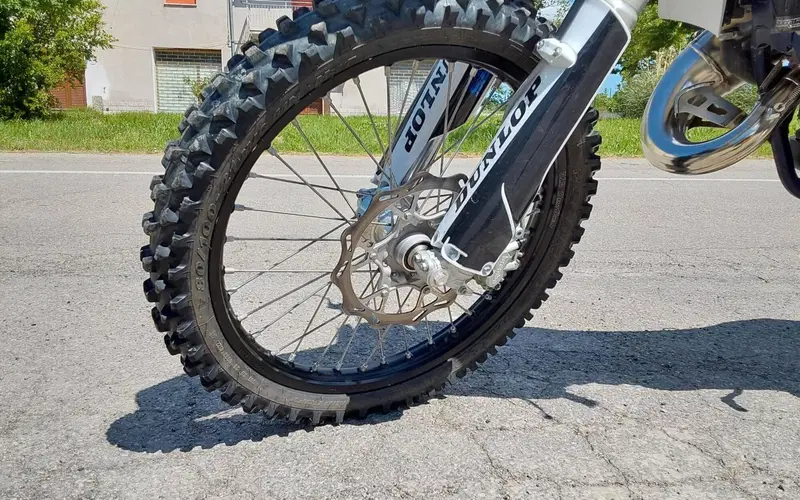 Husqvarna TC 125 (2025) (3)