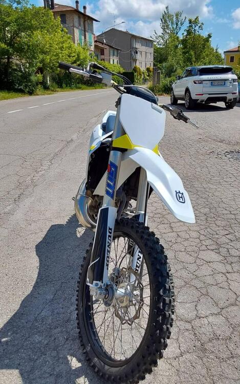 Husqvarna TC 125 (2025) (4)