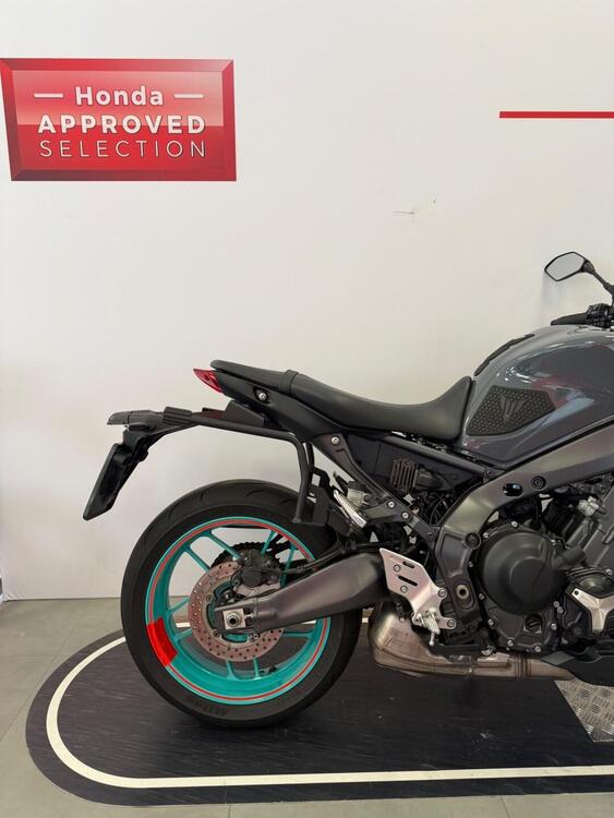 Yamaha MT-09 (2021 - 23) (4)