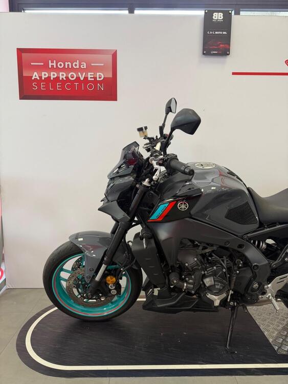 Yamaha MT-09 (2021 - 23) (5)