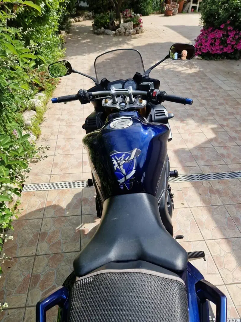 Yamaha FZ1 Fazer (2006 - 16) (3)