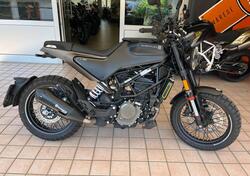 Husqvarna Svartpilen 125 (2021 - 23) usata