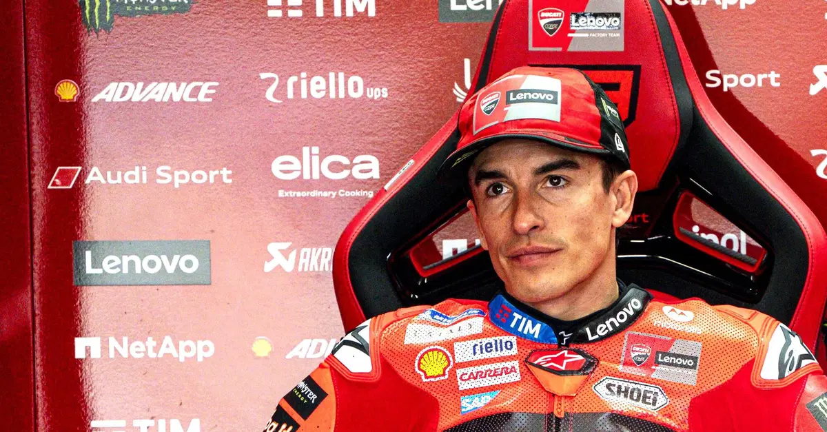 MotoGP 2025. GP del Regno Unito. Marc Marquez: "A due giri dalla fine ho gettato la spugna. Alex fa cinque curve meglio di tutte le Ducati, ma non posso copiarlo"
