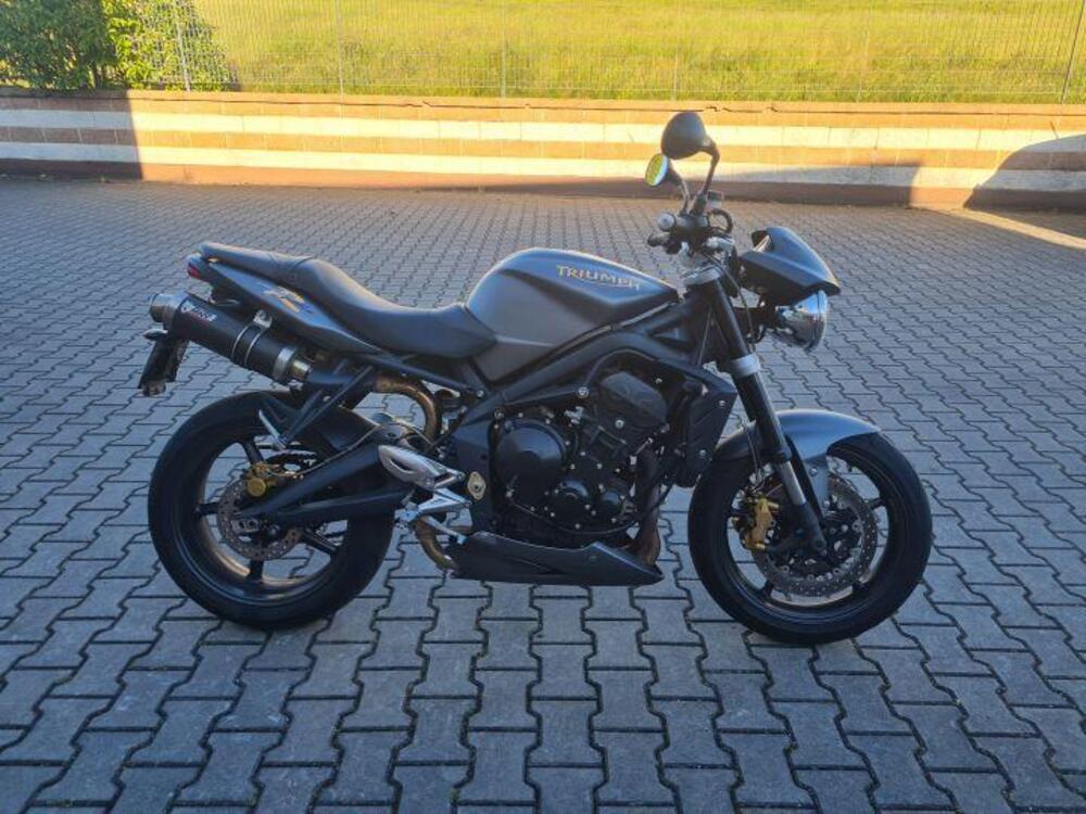 Triumph Street Triple R (2009 - 12) (3)