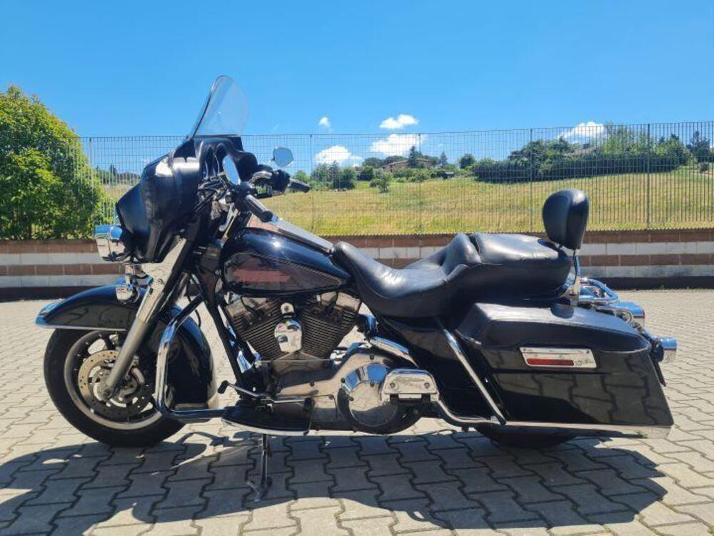 Harley-Davidson 1250 V-Rod (2005 - 06) VRSCSE (4)