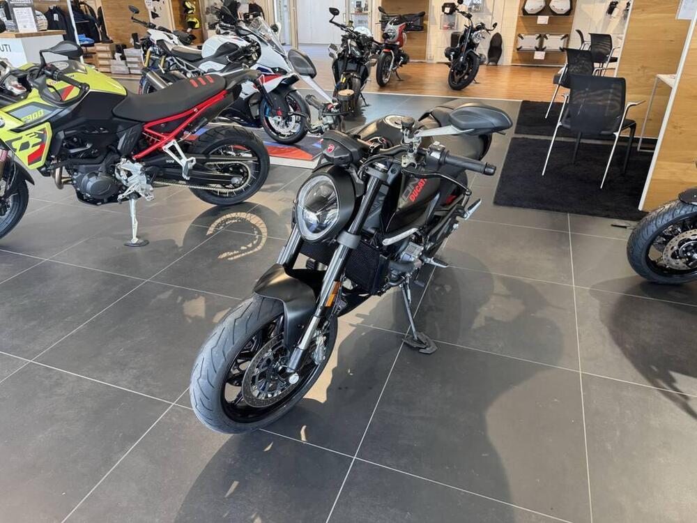 Ducati Monster 937 (2021 - 25) (5)