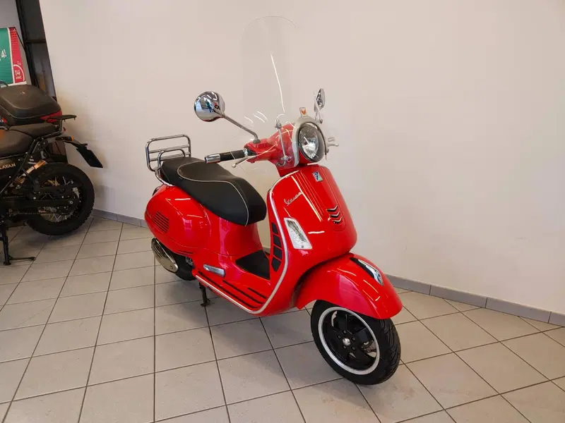 Vespa GTS 300 Super ABS (2014 - 16) (11)