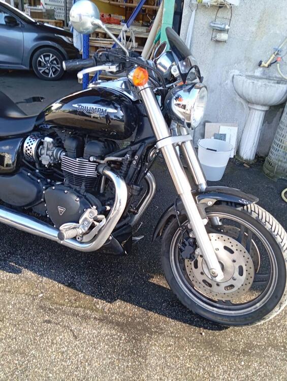 Triumph Speedmaster 865 (2005 - 10) (4)