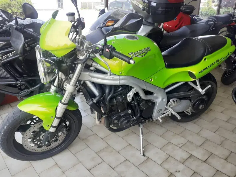 Triumph Speed Triple T 509 (1997)