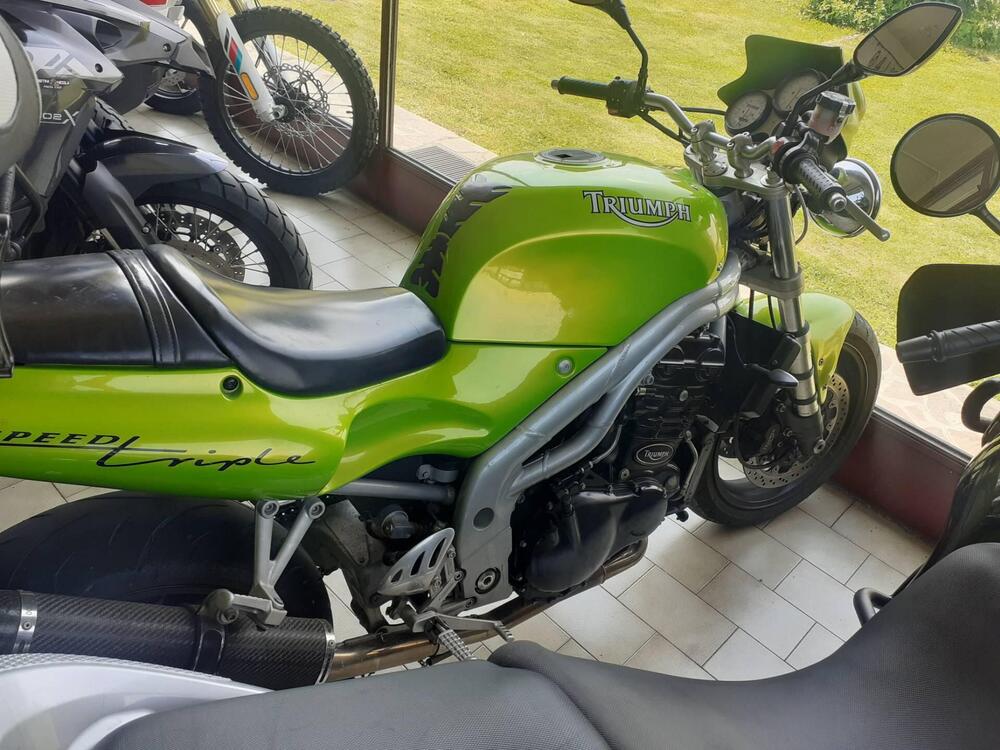 Triumph Speed Triple T 509 (1997) (4)