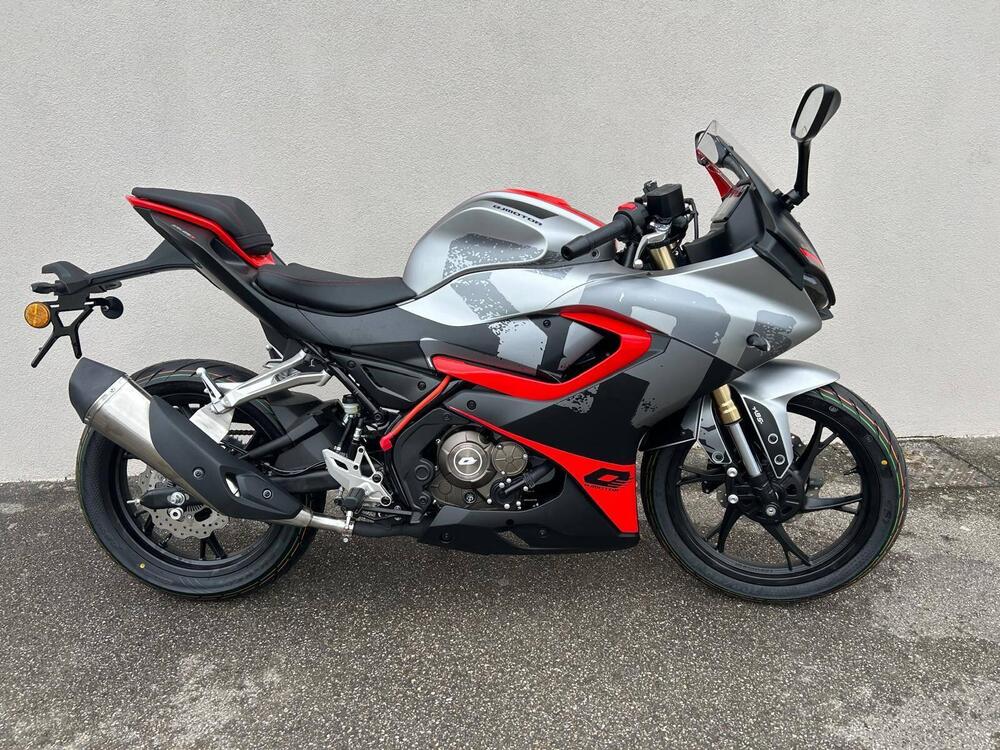 QJ Motor SRK 125 R (2024 - 25)