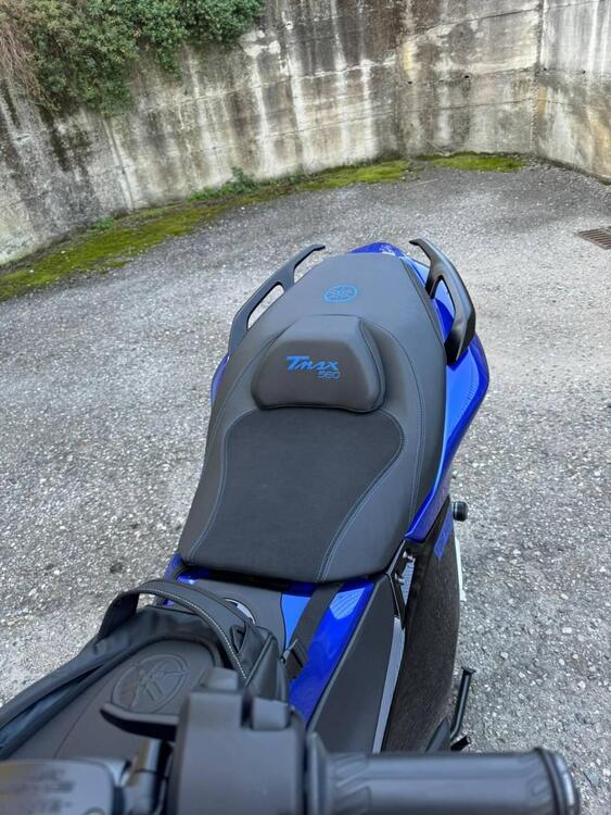 Yamaha T-Max 560 Tech Max (2022 - 24) (5)