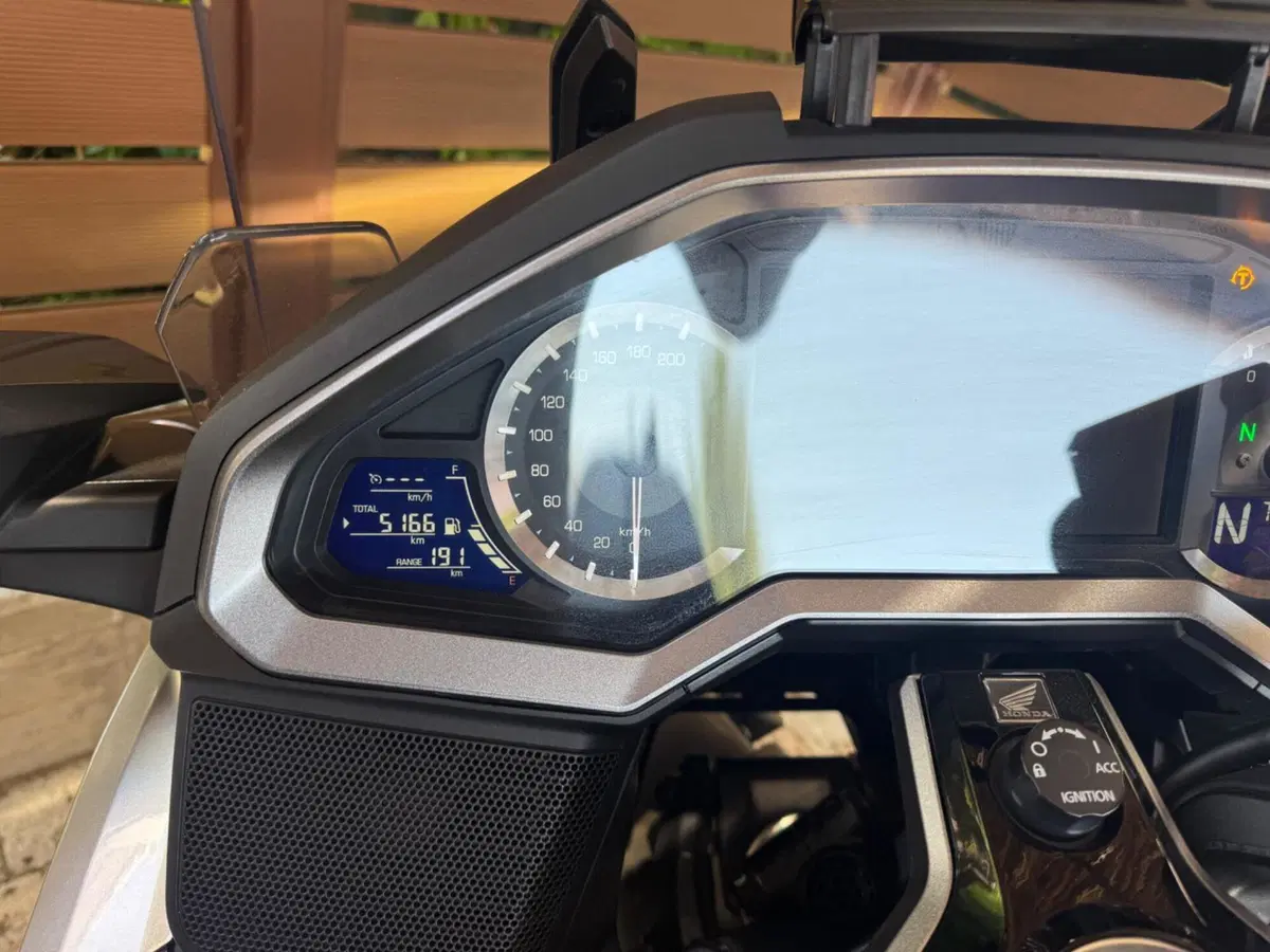 Honda GL 1800 Gold Wing Tour (2021 - 23) (7)