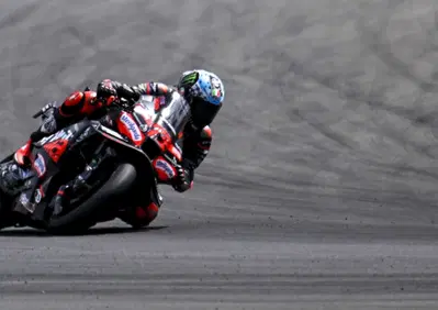 MotoGP 2025. GP del Regno Unito a Silverstone. Gara bellissima e incredibile: vince Marco Bezzecchi, secondo Johann Zarco, poi Marc Marquez batte Franco Morbidelli per il podio! [RISULTATI]