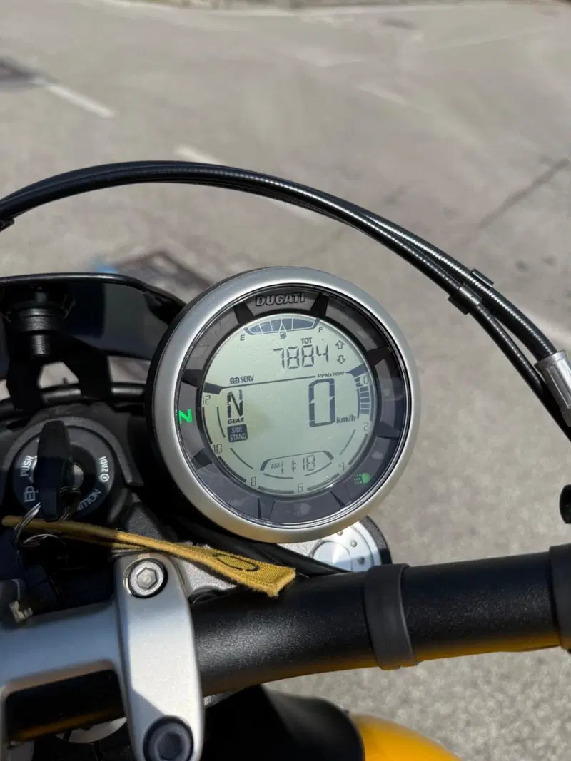 Ducati Scrambler 800 Full Throttle (2017 - 21) (5)