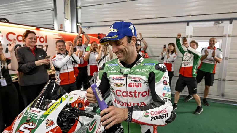 MotoGP 2025. GP del Regno Unito. Johann Zarco: "Faccio fatica a credere di essere sul podio sull'asciutto con la mia "Hondina""