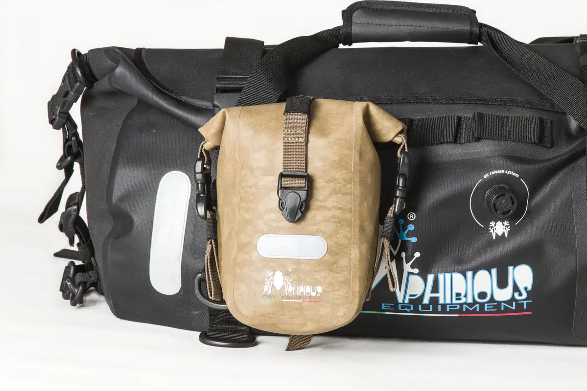Amphibious presenta la linea Desert 2015 (17)