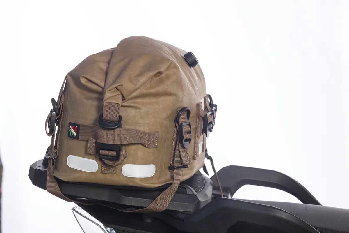 Amphibious presenta la linea Desert 2015 (44)