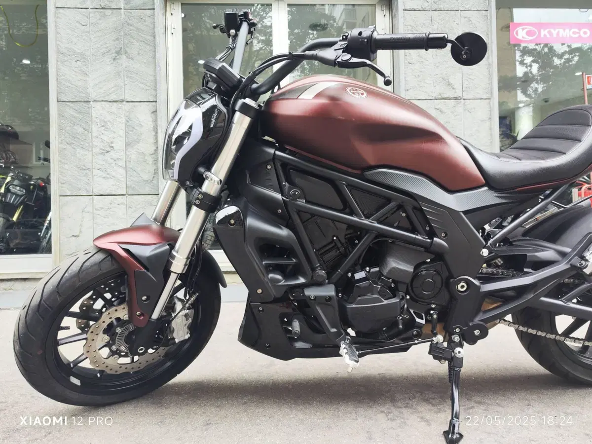 Benelli 502 C (2021 - 25) (7)