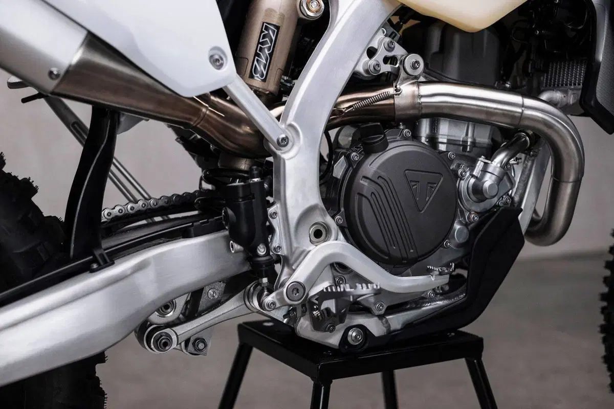 Triumph TF 450-E (2026) (3)