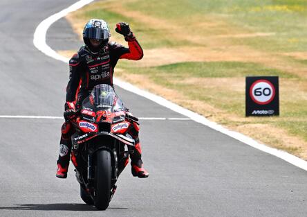 Le pagelle del GP di Silverstone.  Aprilia e Bezzecchi: che bello. Quartararo e Yamaha: che sfiga. Ducati: che strano