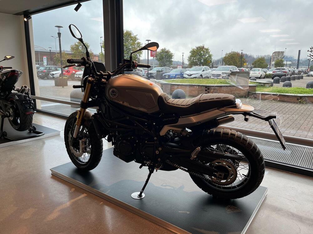 Benelli Leoncino 800 (2022 - 25) (2)