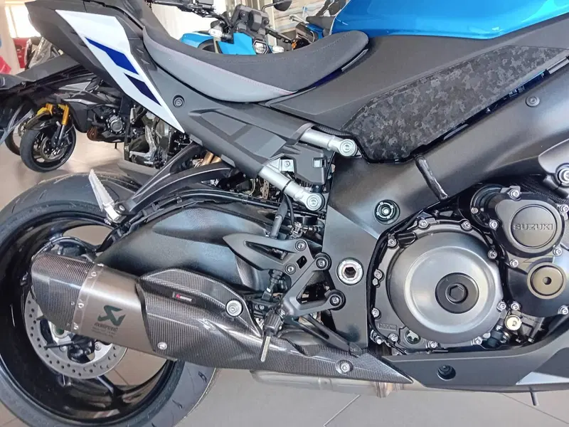 Suzuki GSX-S1000 EVO (2025 - 26) (2)