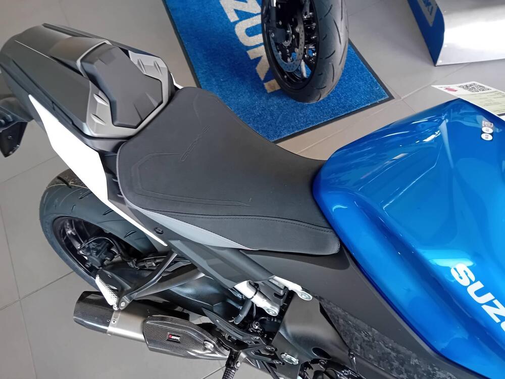Suzuki GSX-S1000 EVO (2025) (3)
