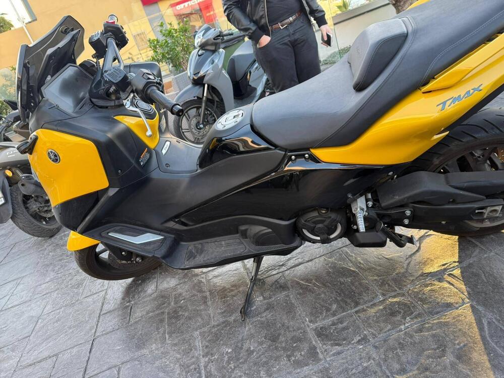 Yamaha T-Max 560 (2022 - 24) (3)