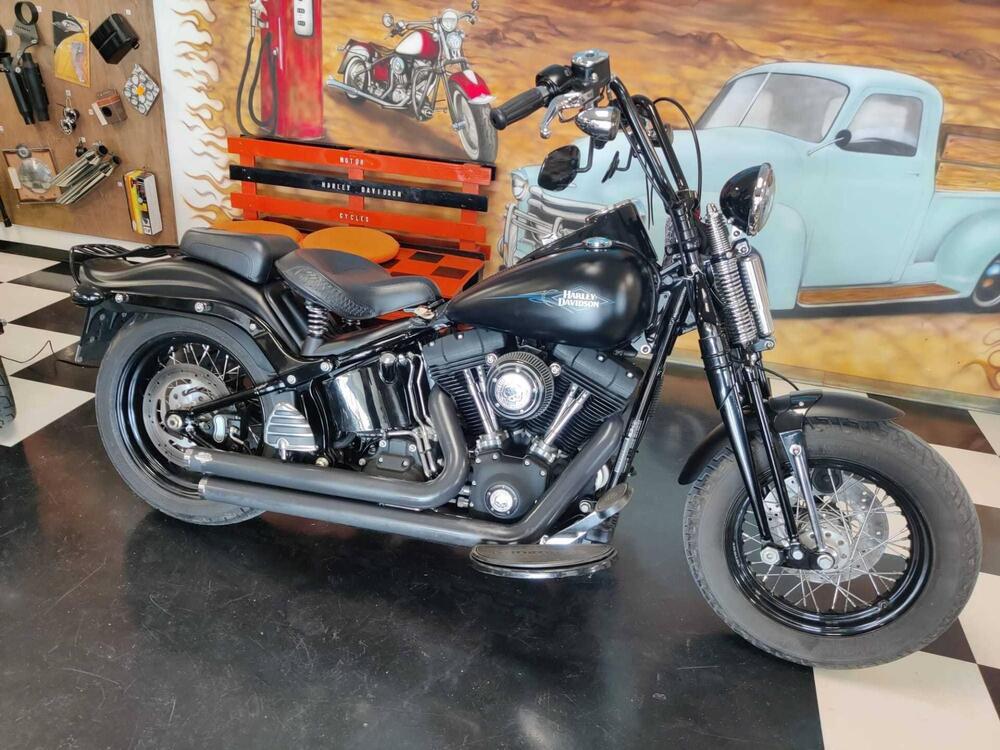 Harley-Davidson 1584 Cross Bones (2008 - 11) - FLSTSB (3)