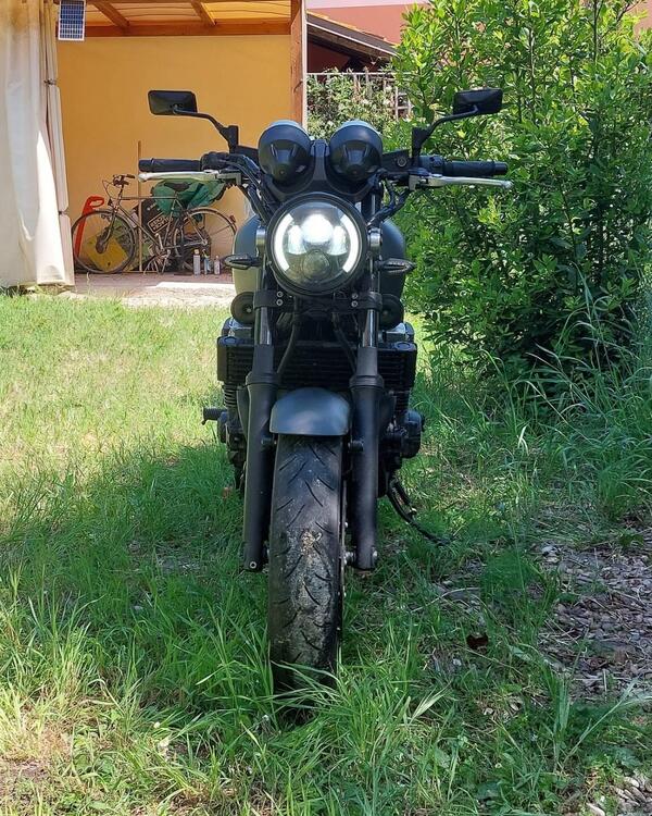 Yamaha XJR 1300 (2015 - 17) (4)